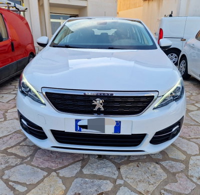 Peugeot 308 SW BlueHDi 130 S&S Business (2)