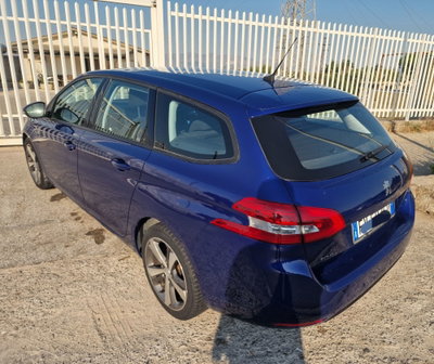 Peugeot 308 SW 1.5 bluehdi Business s&s 130cv eat8 (3)