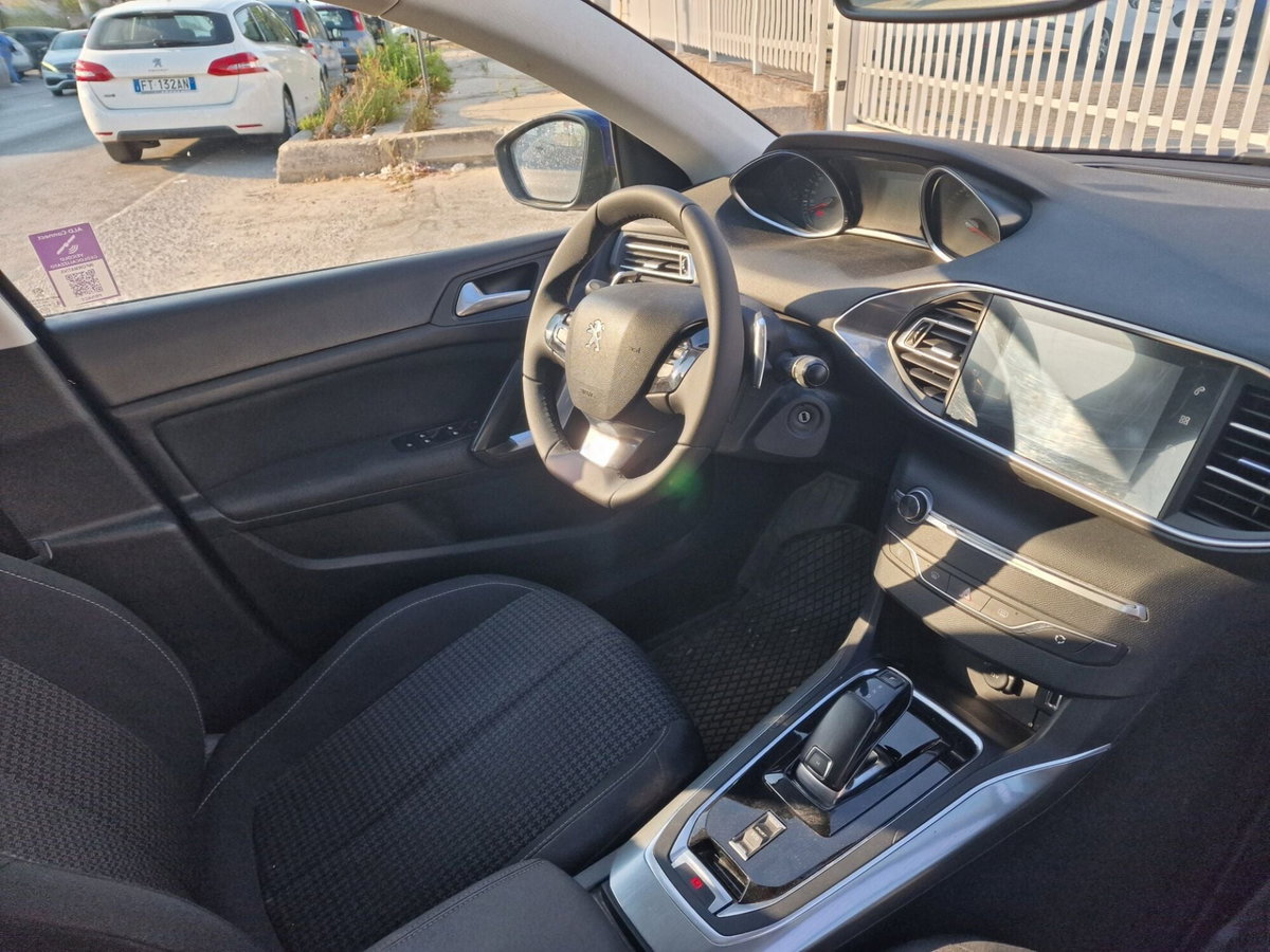 Peugeot 308 SW 1.5 bluehdi Business s&s 130cv eat8 (5)