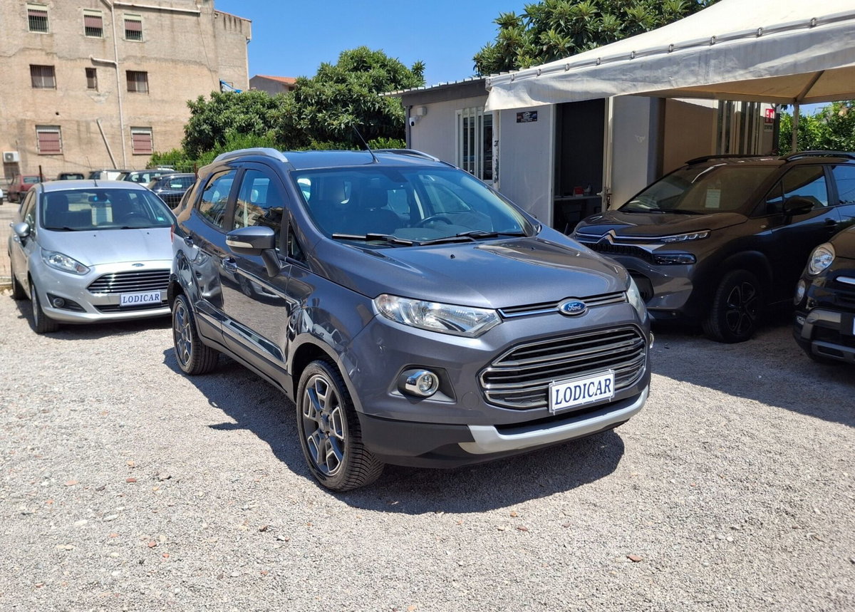 Ford EcoSport 1.5 TDCi 95 CV Titanium S (2)