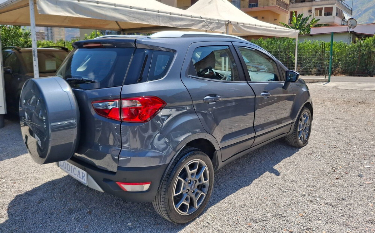 Ford EcoSport 1.5 TDCi 95 CV Titanium S (5)