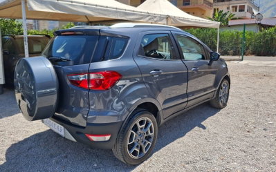 Ford EcoSport 1.5 TDCi 95 CV Titanium S (5)