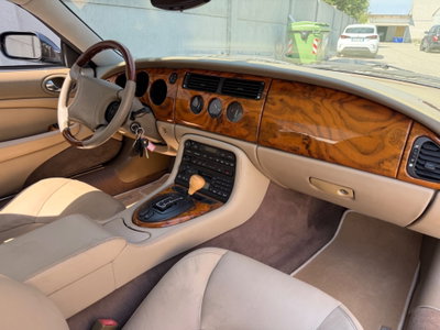 Jaguar XK 5.0 V8 Coupé (9)