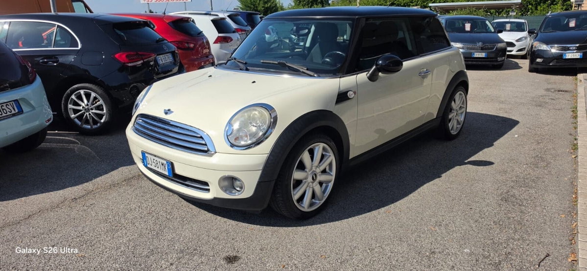 MINI Mini Cabrio 1.6 16V One Chili Cabrio (10)