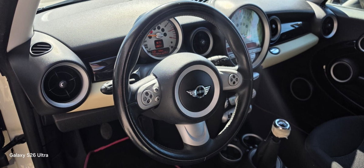 MINI Mini Cabrio 1.6 16V One Chili Cabrio (11)