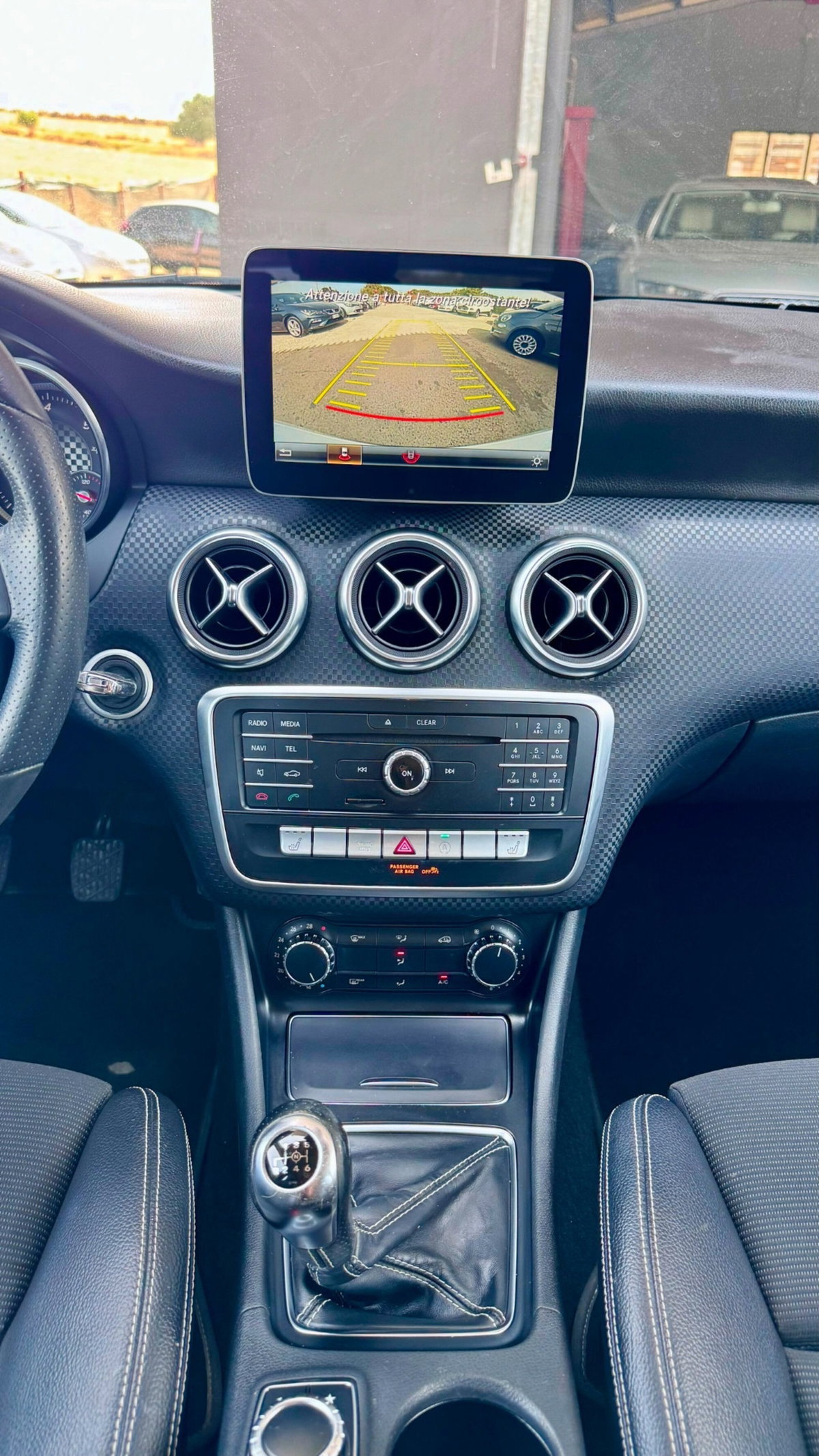Mercedes-Benz Classe A 180 d Premium (20)