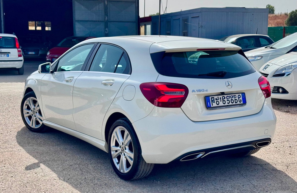 Mercedes-Benz Classe A 180 d Premium (5)
