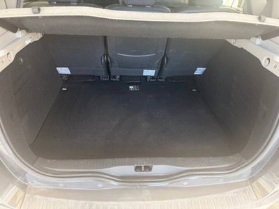 Renault Scenic E-Tech Electric 1.6 dCi 130CV Dynamique (14)