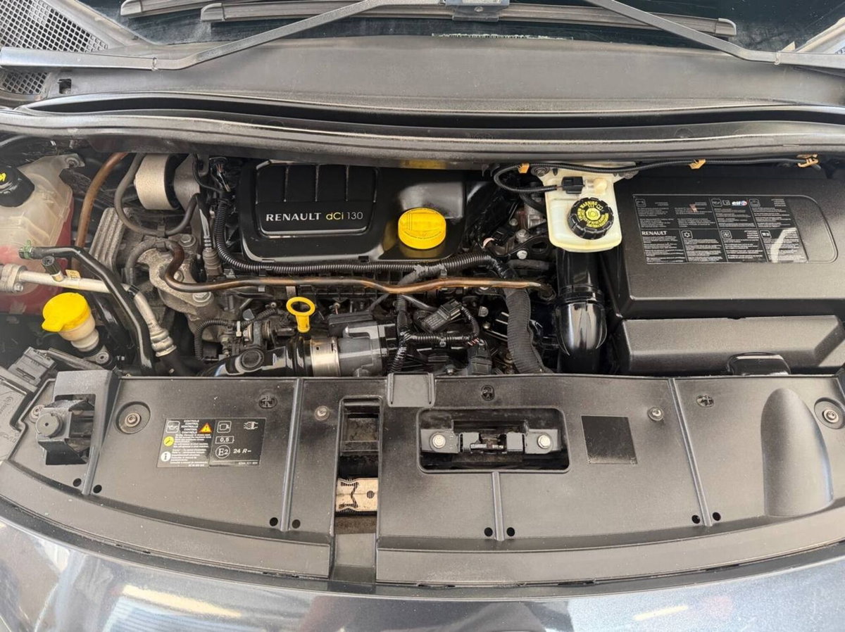 Renault Scenic E-Tech Electric 1.6 dCi 130CV Dynamique (16)