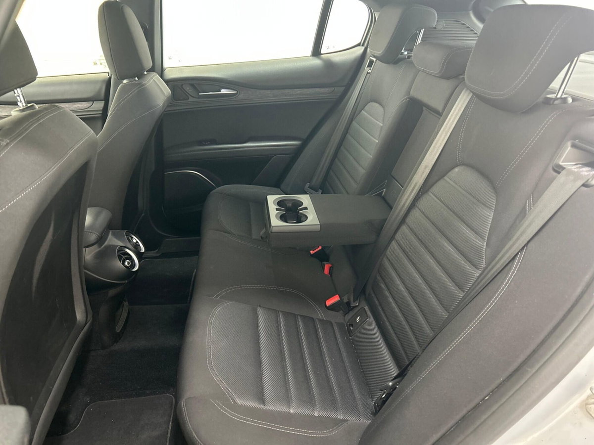 Alfa Romeo Stelvio Stelvio 2.2 Turbodiesel 190 CV AT8 Q4 Super Business (14)