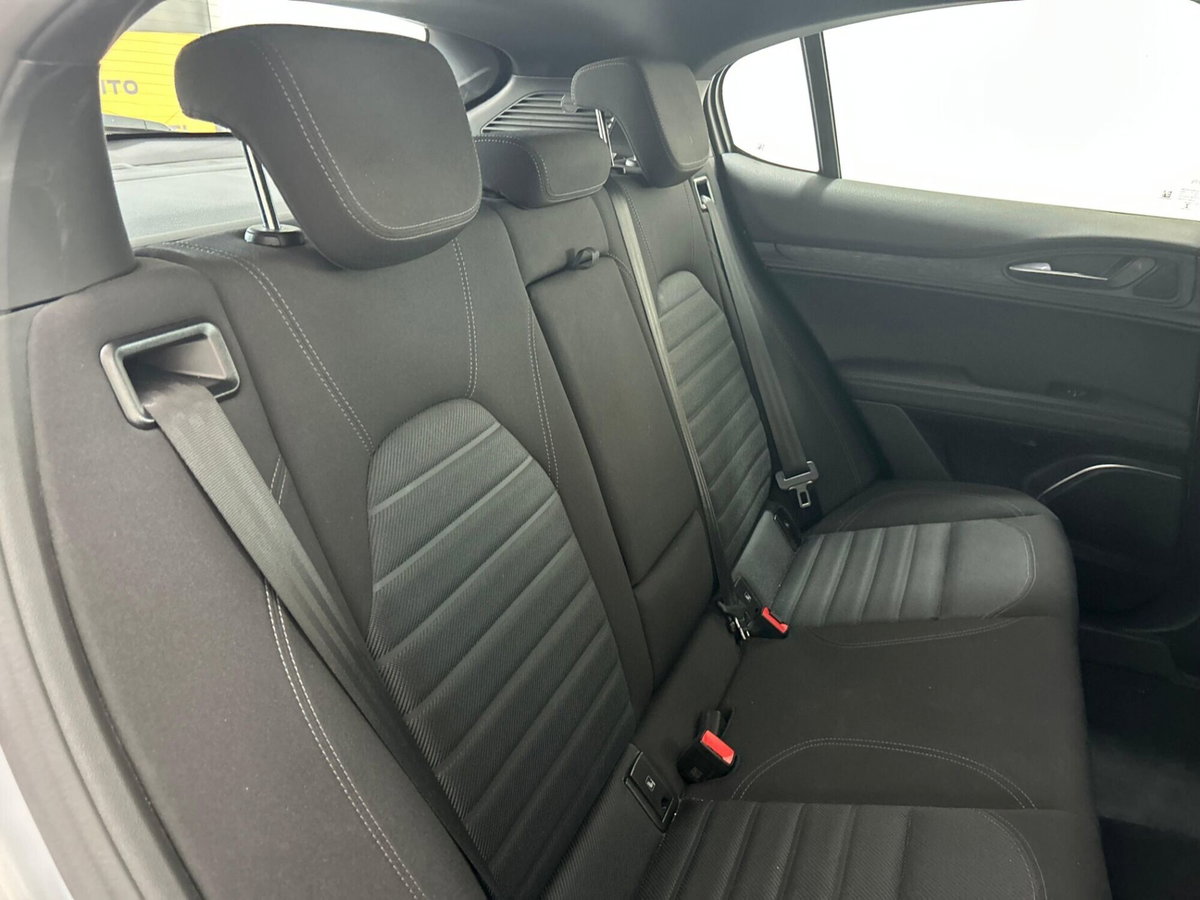 Alfa Romeo Stelvio Stelvio 2.2 Turbodiesel 190 CV AT8 Q4 Super Business (17)
