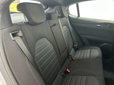 Alfa Romeo Stelvio Stelvio 2.2 Turbodiesel 190 CV AT8 Q4 Super Business (17)