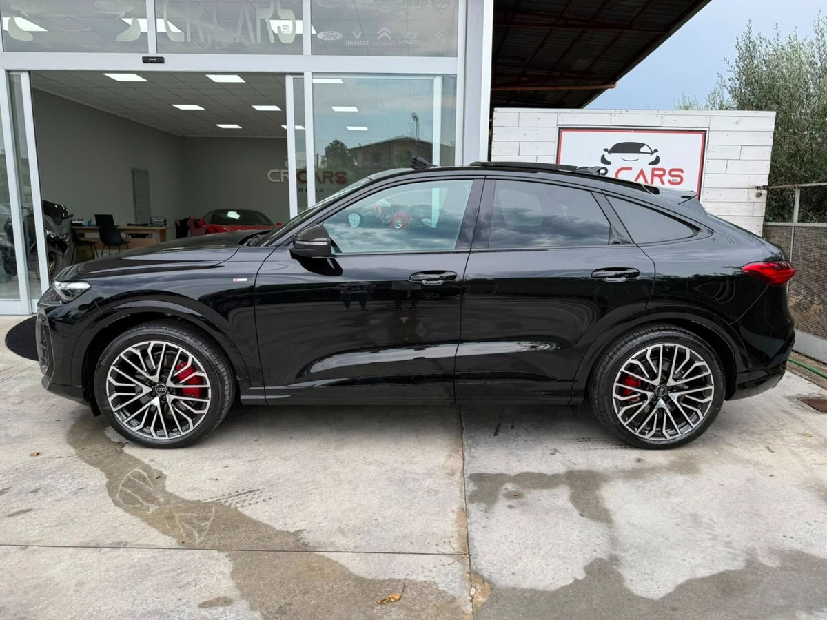 Audi Q5 40 2.0 tdi mhev 12V S line quattro s-tronic (7)