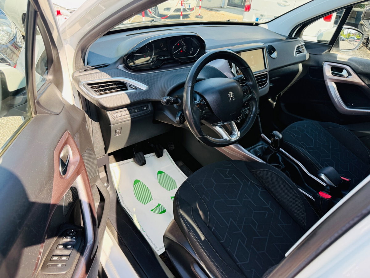Peugeot 2008 82 Active (11)