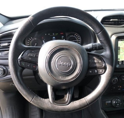 Jeep Renegade 1.3 T4 190CV PHEV 4xe AT6 Limited (8)