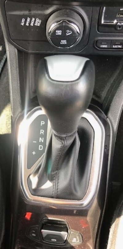 Jeep Renegade 1.3 T4 190CV PHEV 4xe AT6 Limited (9)