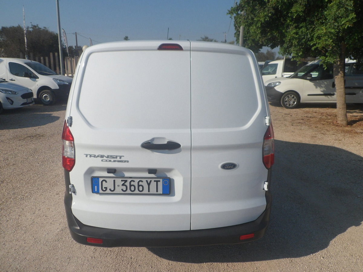 Ford Transit Courier Furgone 1.5 ecoblue 100cv Trend (5)