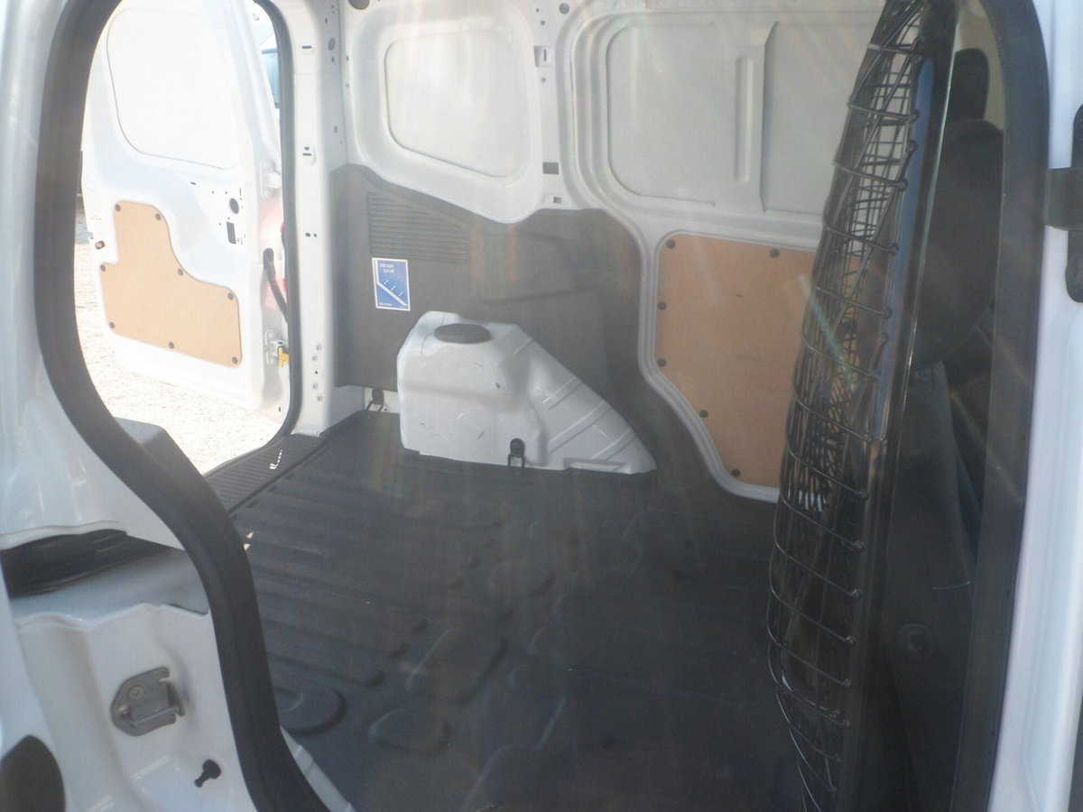 Ford Transit Courier Furgone 1.5 ecoblue 100cv Trend (9)