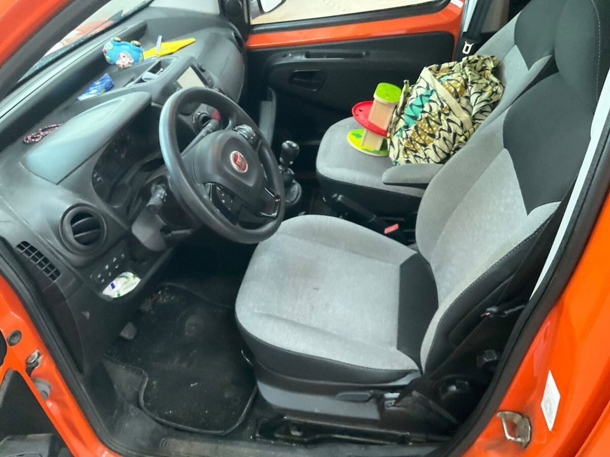Fiat Qubo 1.4 8V 77 CV Lounge (18)