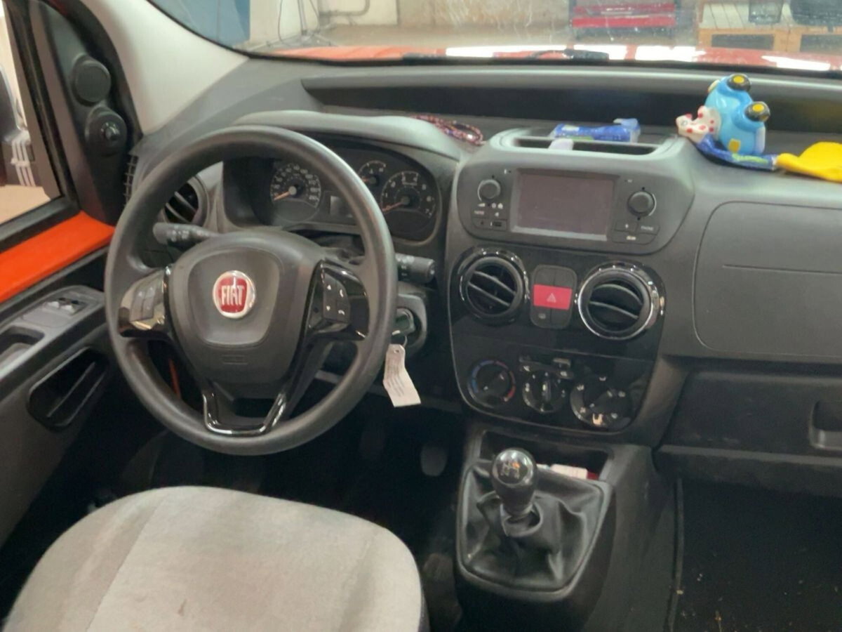 Fiat Qubo 1.4 8V 77 CV Lounge (19)