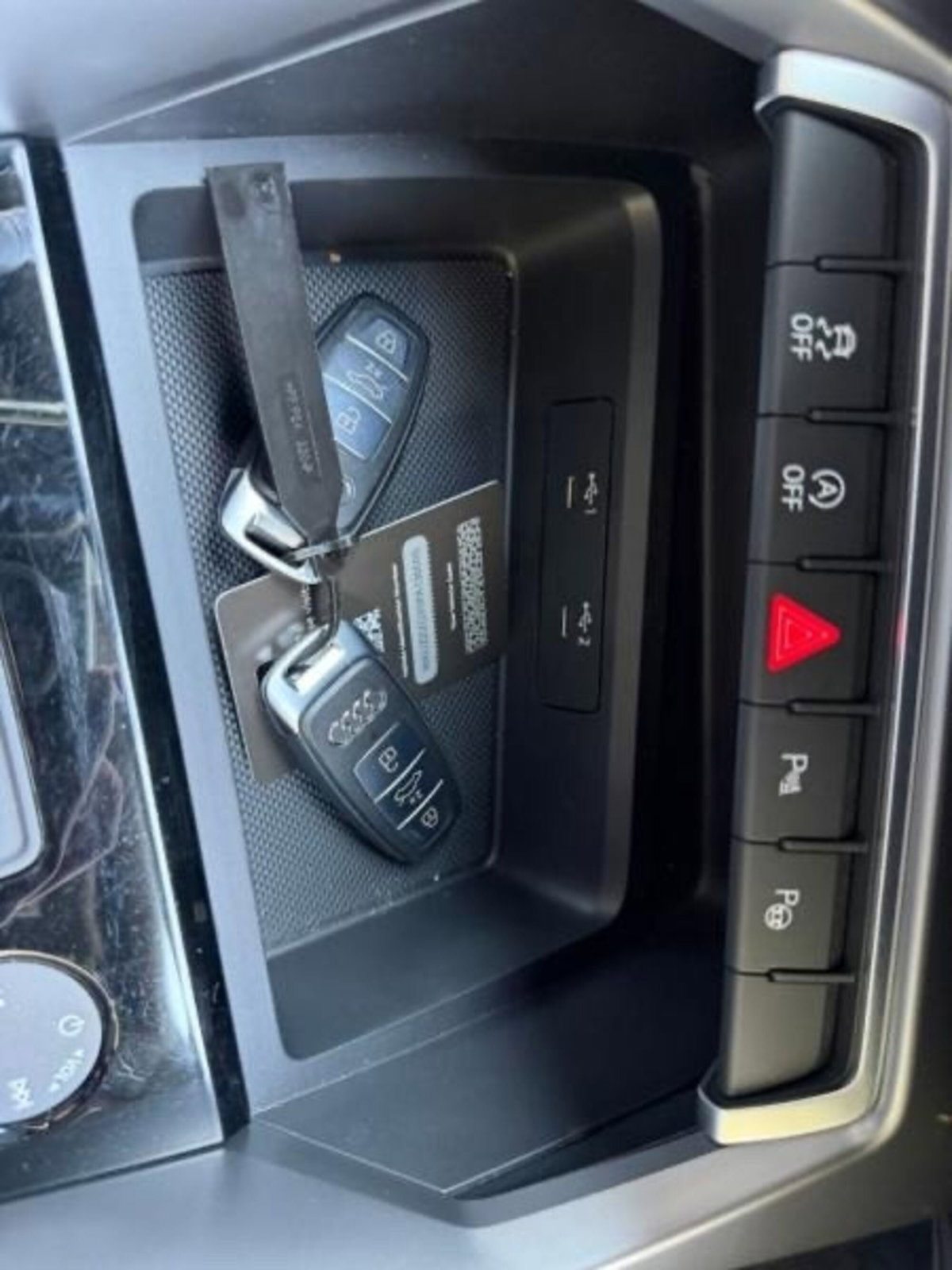Audi A3 Sportback 30 g-tron S tronic Business Advanced (10)