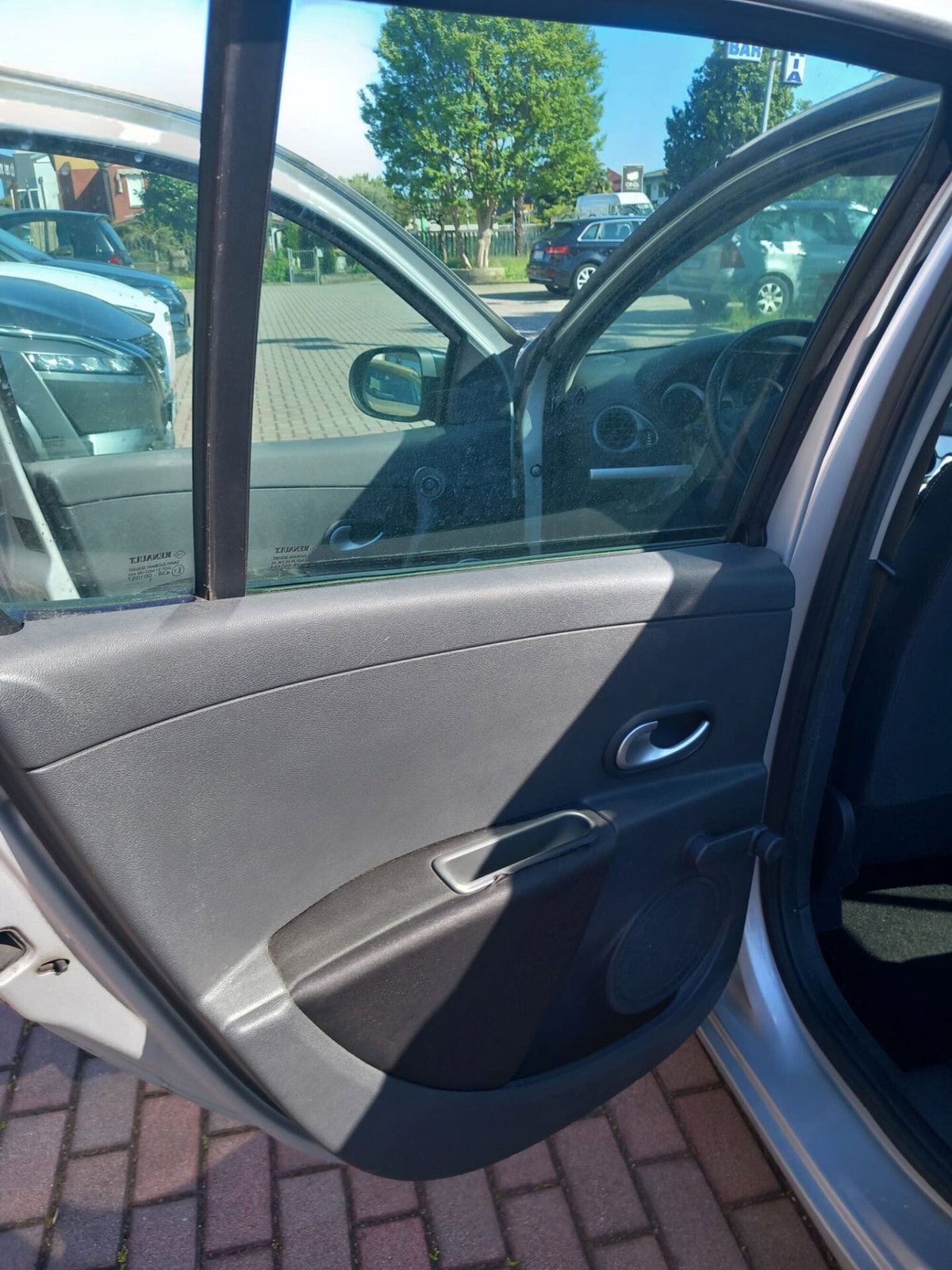 Renault Clio 1.2 16V 5 porte Confort (12)