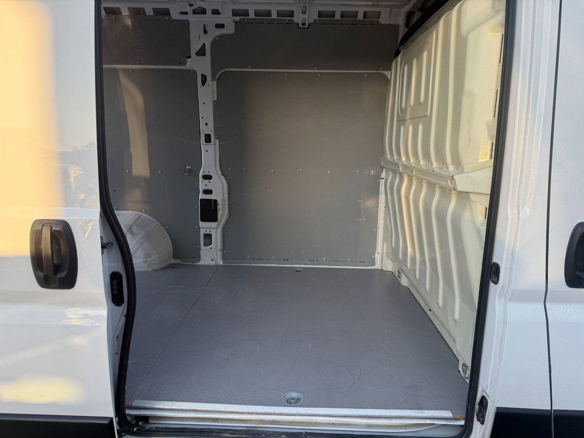 Citroen Jumper Furgone 33 BlueHDi 120 S&S PC-TM Furgone (11)