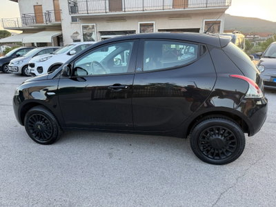 Lancia Ypsilon 0.9 TwinAir 5 porte Metano Ecochic Elefantino Blu (4)