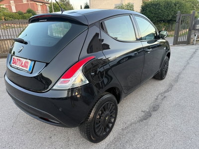 Lancia Ypsilon 0.9 TwinAir 5 porte Metano Ecochic Elefantino Blu (7)