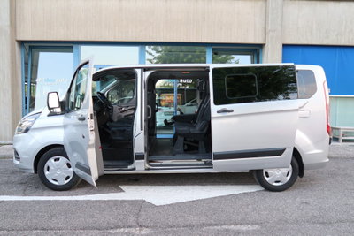 Ford Tourneo Custom 320 2.0 EcoBlue 130CV aut. PL Titanium (12)