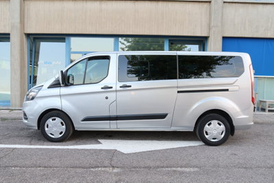 Ford Tourneo Custom 320 2.0 EcoBlue 130CV aut. PL Titanium (4)