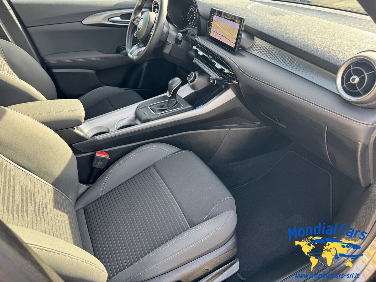 Alfa Romeo Tonale 1.6 Sprint 130cv tct6 (16)