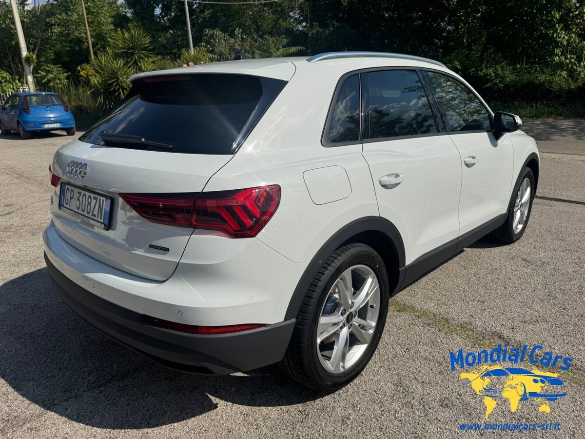Audi Q3 35 TDI quattro S tronic Business Advanced (5)