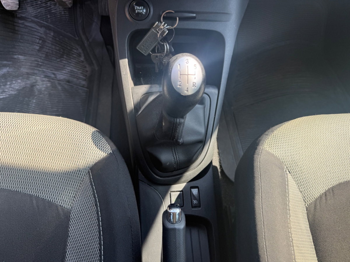 Renault Captur 1.5 dCi 8V 90 CV Start&Stop Energy R-Link (15)