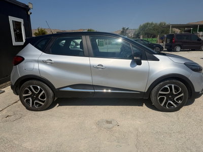 Renault Captur 1.5 dCi 8V 90 CV Start&Stop Energy R-Link (4)