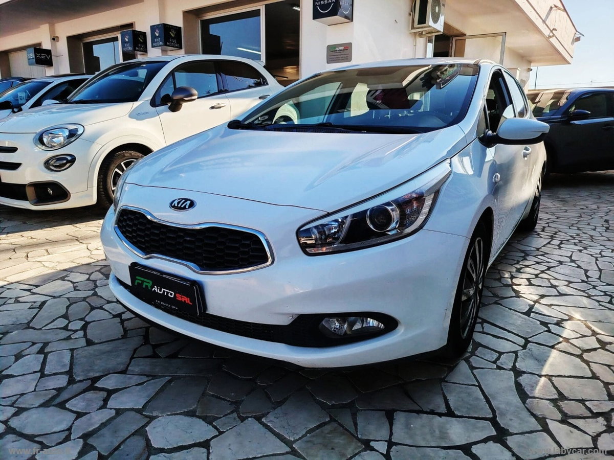 Kia Ceed 1.4 MPi GPL 5p. Pure
