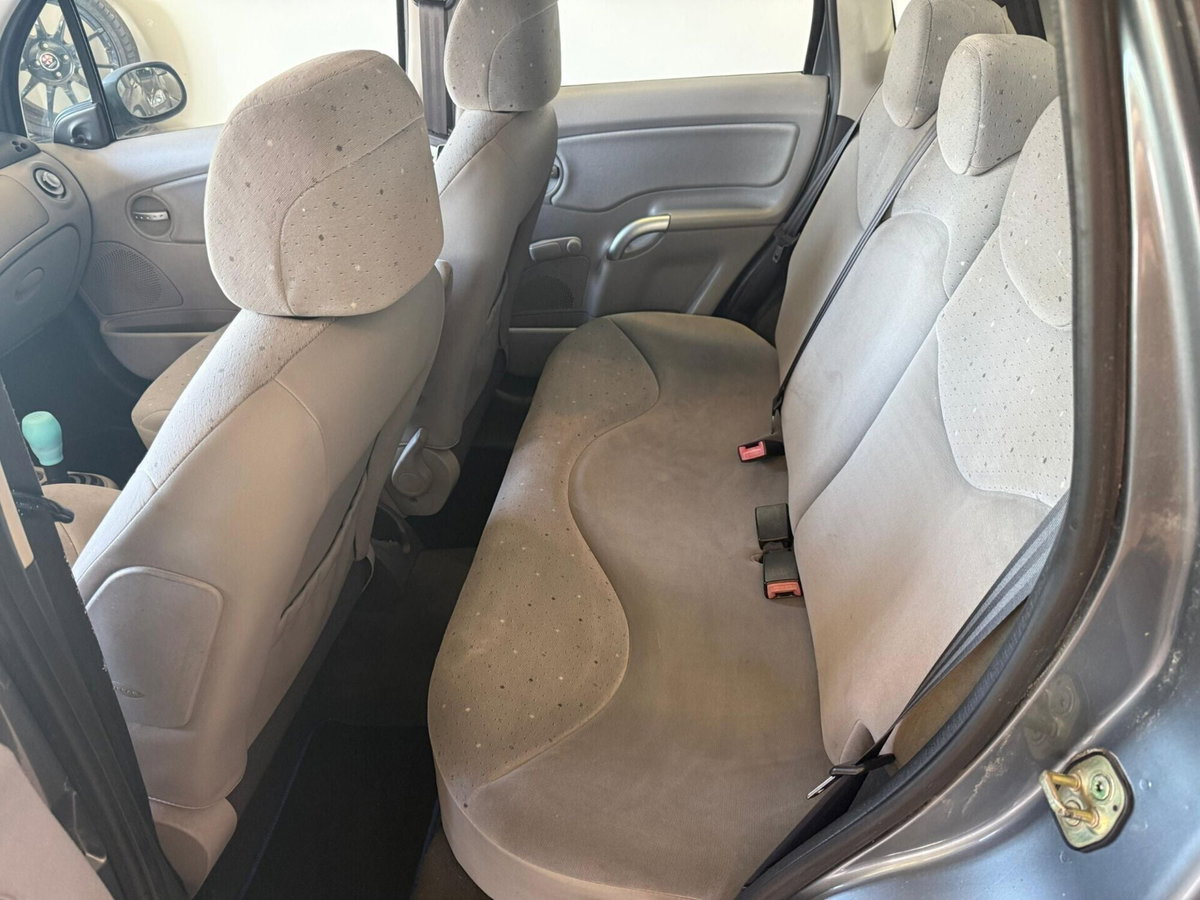 Citroen C3 1.1 airdream Classique (9)