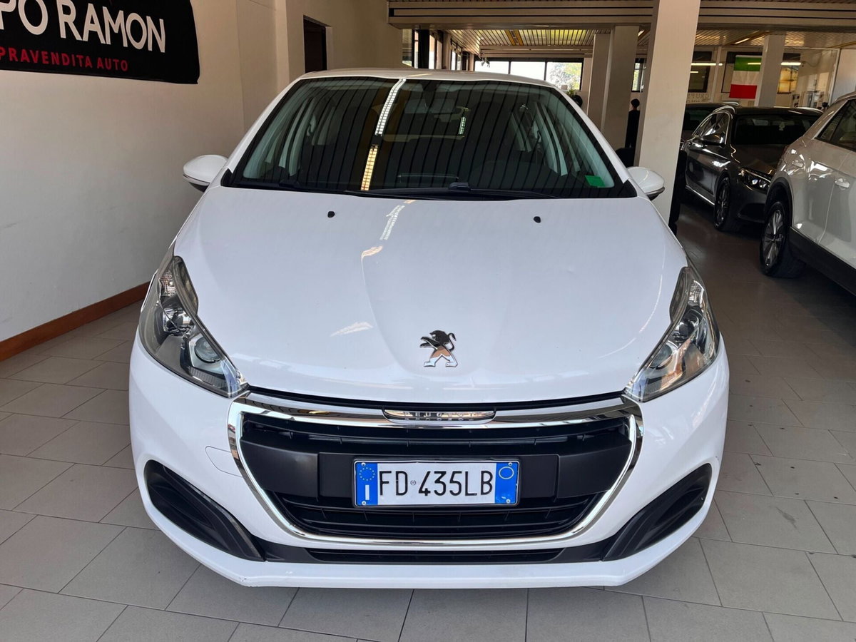 Peugeot 208 68 5 porte Active (2)