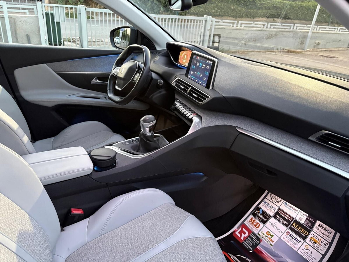 Peugeot 3008 BlueHDi 120 S&S Allure (7)