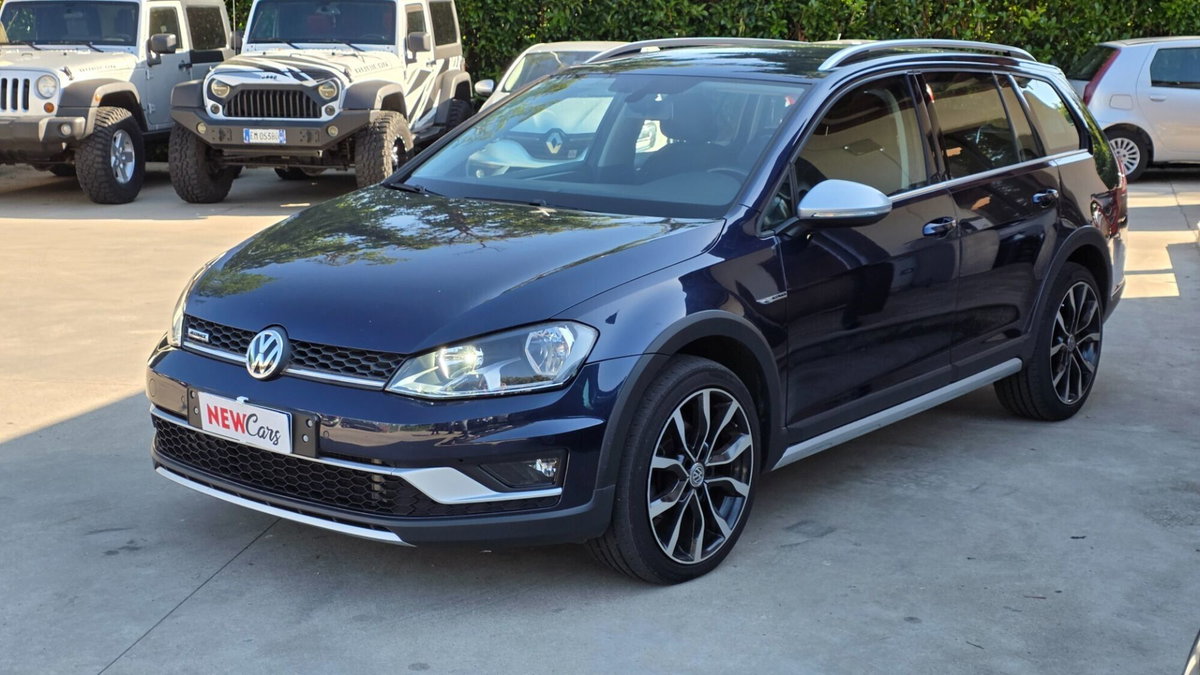 Volkswagen Golf Variant Alltrack 2.0 TDI DSG 4MOTION Executive BMT (2)