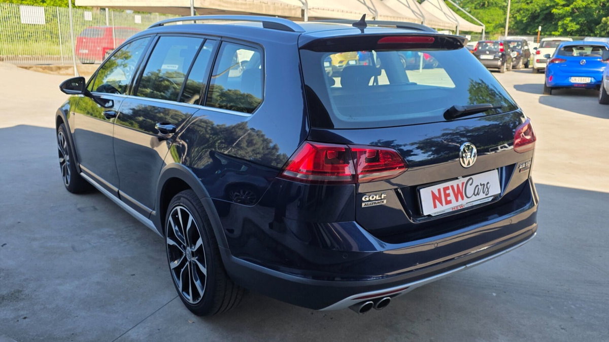 Volkswagen Golf Variant Alltrack 2.0 TDI DSG 4MOTION Executive BMT (3)
