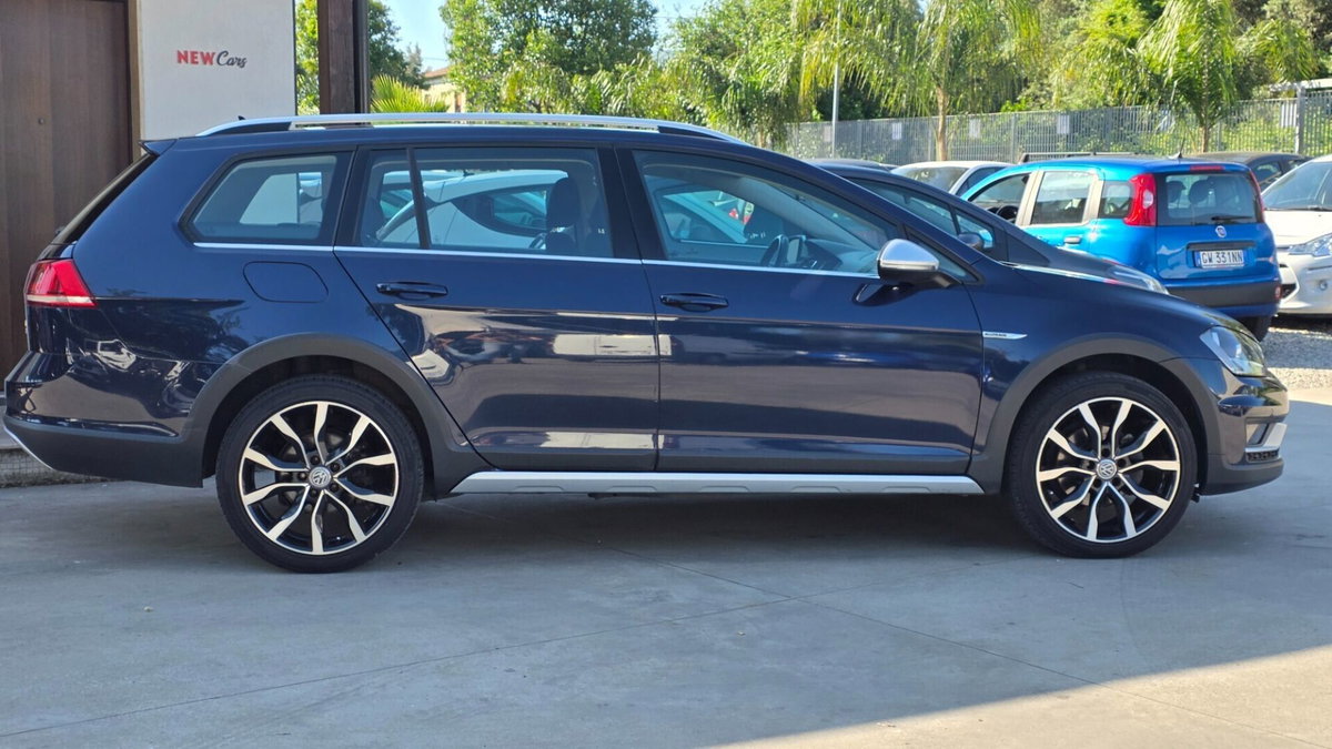 Volkswagen Golf Variant Alltrack 2.0 TDI DSG 4MOTION Executive BMT (5)