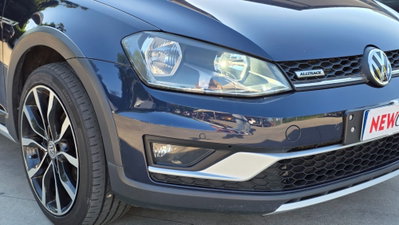 Volkswagen Golf Variant Alltrack 2.0 TDI DSG 4MOTION Executive BMT (7)
