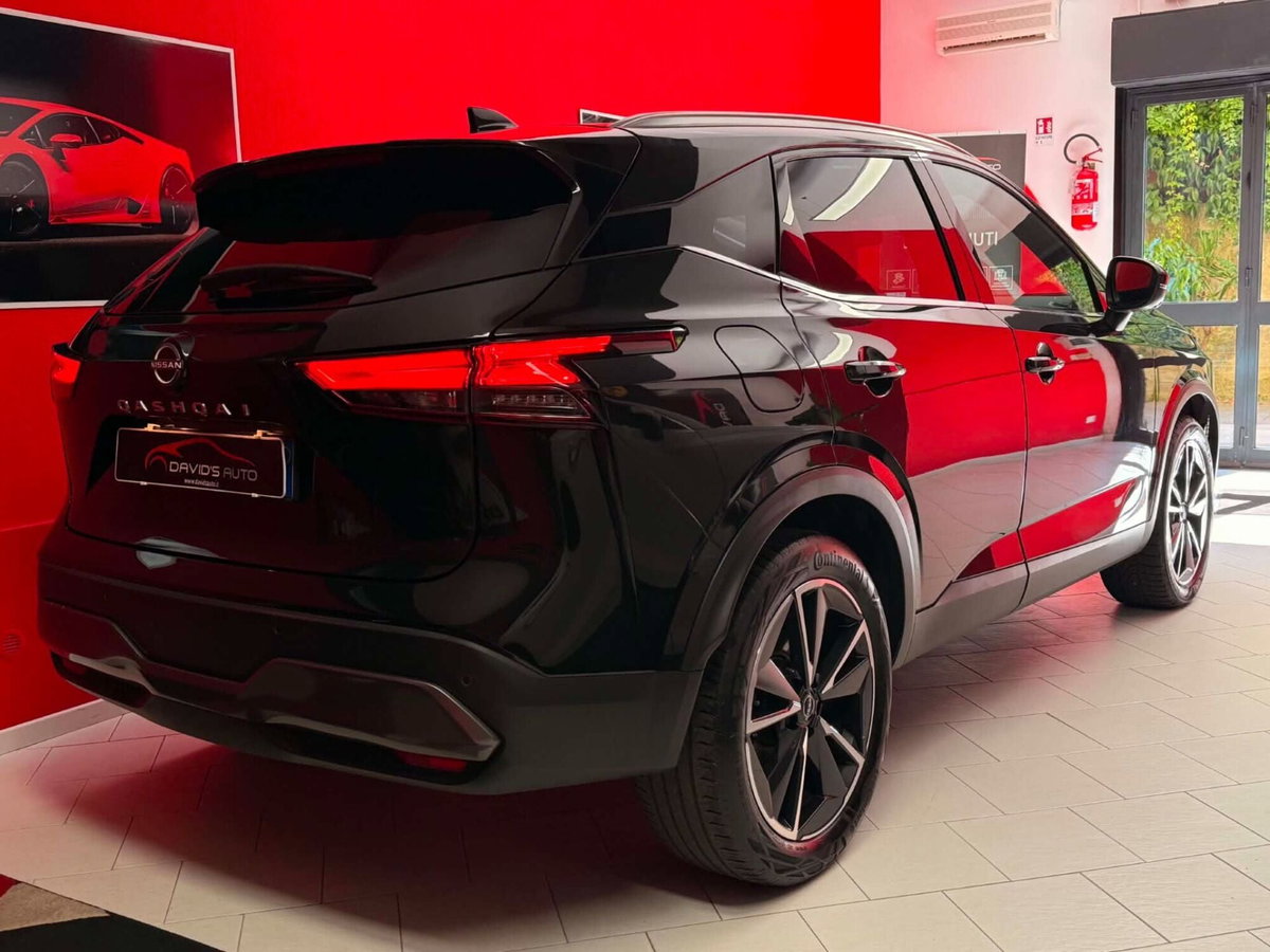 Nissan Qashqai 1.3 mhev Tekna 2wd 140cv (17)