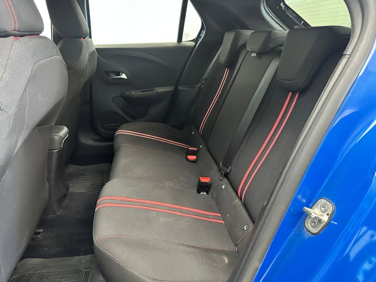 Opel Corsa 1.2 130 CV aut. GS Line (10)