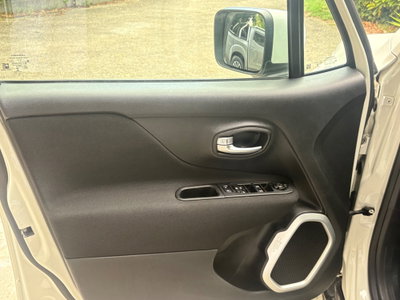 Jeep Renegade 2.0 Mjt 140CV 4WD Active Drive Low Limited (5)