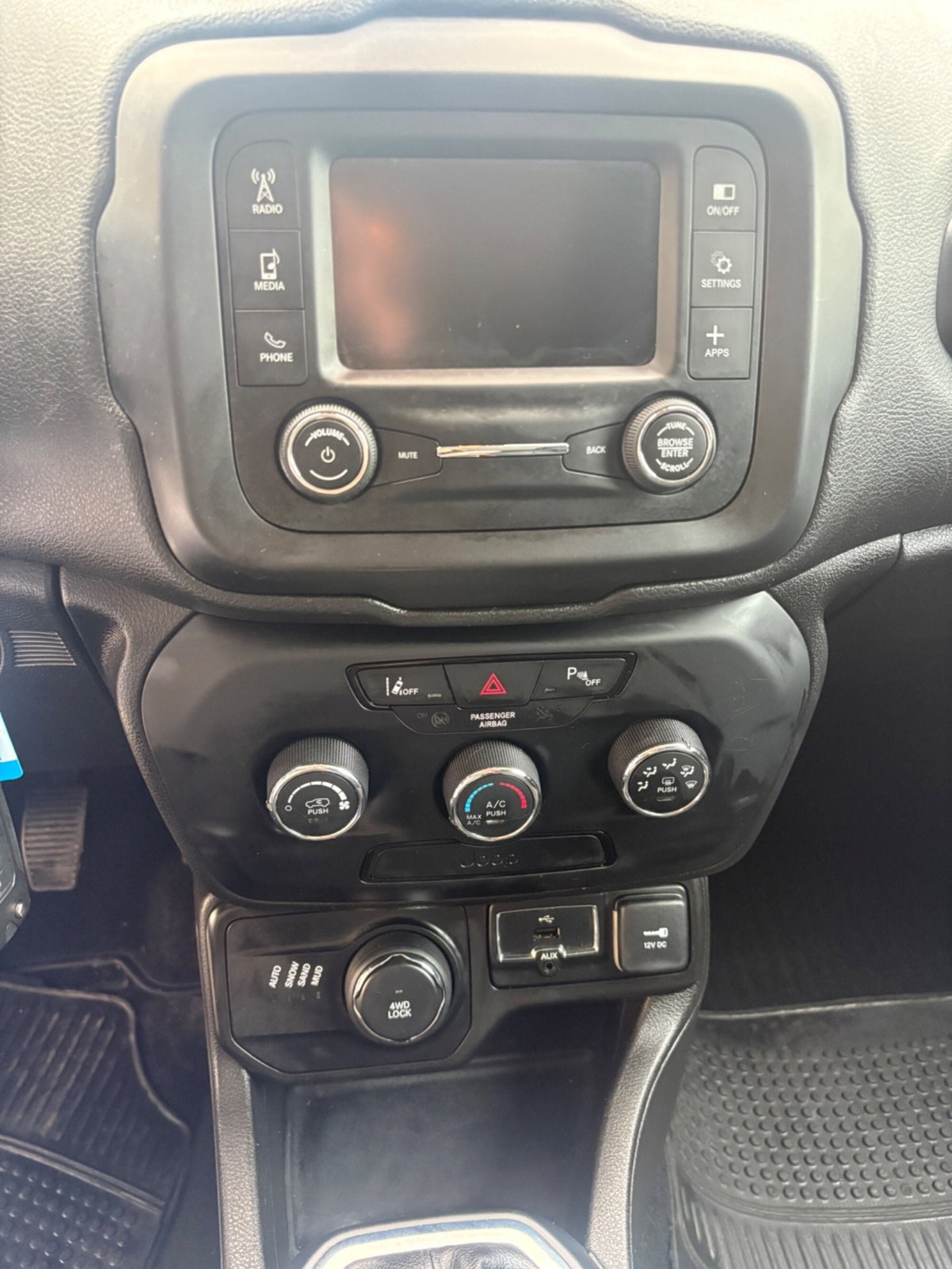 Jeep Renegade 2.0 Mjt 140CV 4WD Active Drive Low Limited (7)