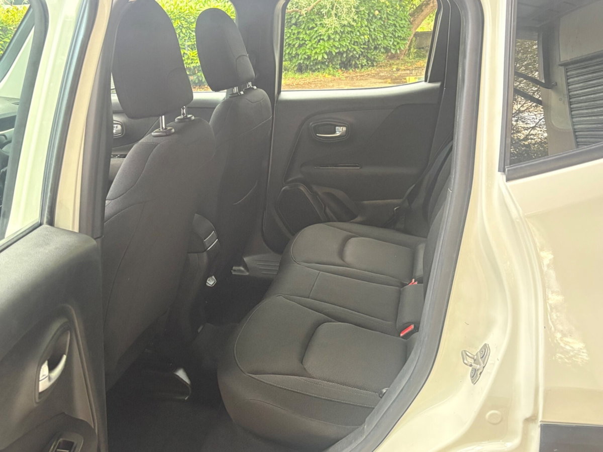 Jeep Renegade 2.0 Mjt 140CV 4WD Active Drive Low Limited (8)