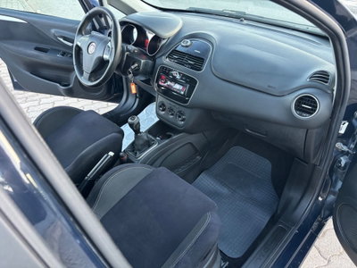 Fiat Punto 1.3 MJT II 75 CV 5 porte Lounge (11)