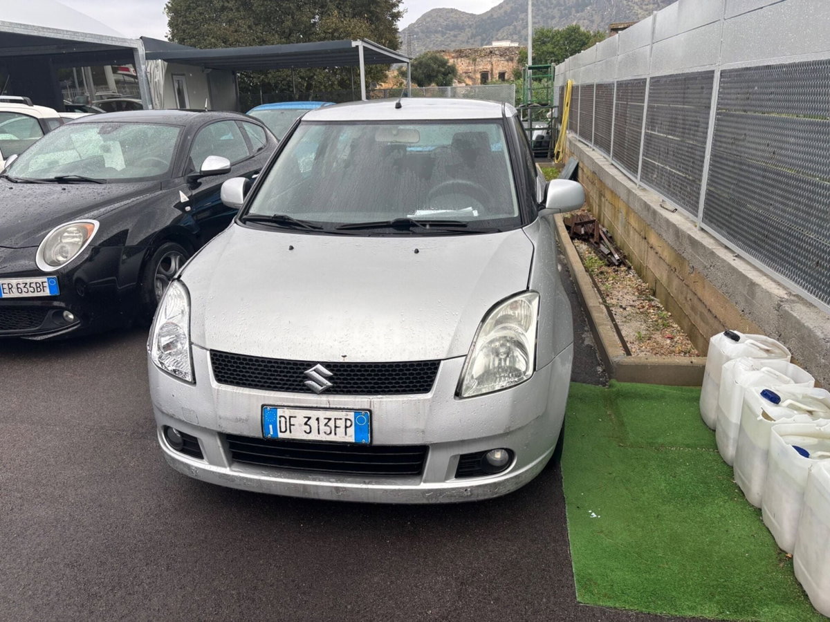 Suzuki Swift 1.3 5p. GL (2)